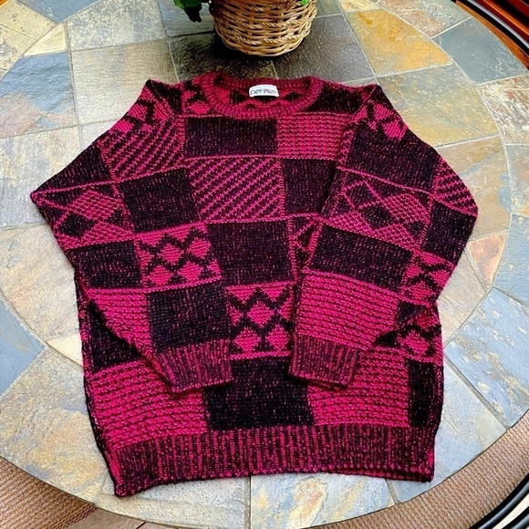 Vintage pink and black Penrose sweater - Picture 1 of 9